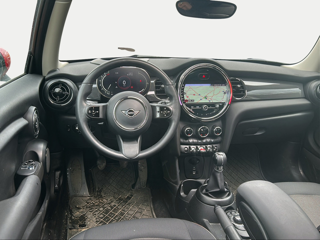 fotoG 6 del MINI MINI Cooper 100 kW (136 CV) 136cv Gasolina del 2022 en Sevilla