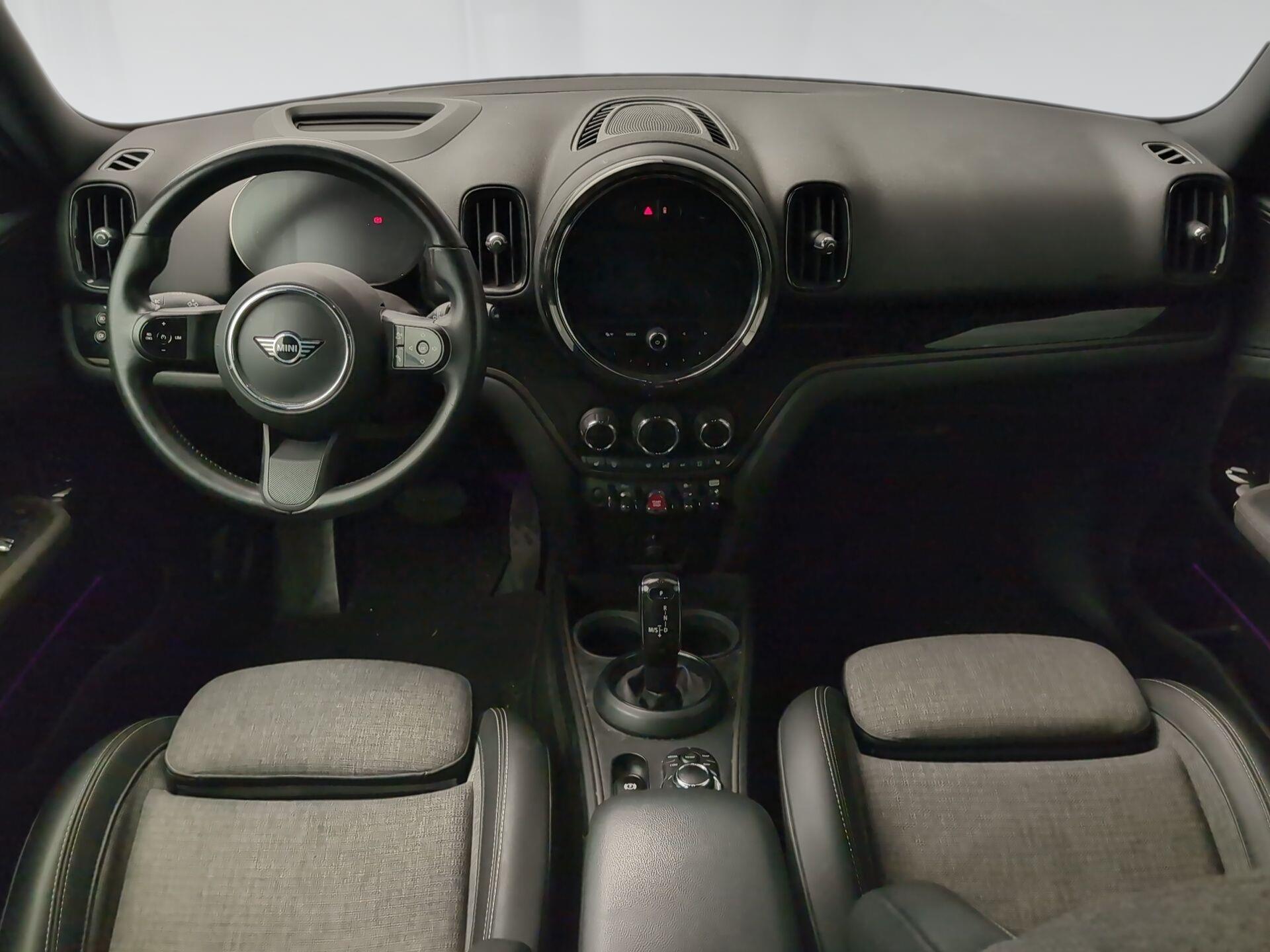 fotoG 6 del MINI MINI Countryman Cooper D 110 kW (150 CV) 150cv Diésel del 2022 en Málaga