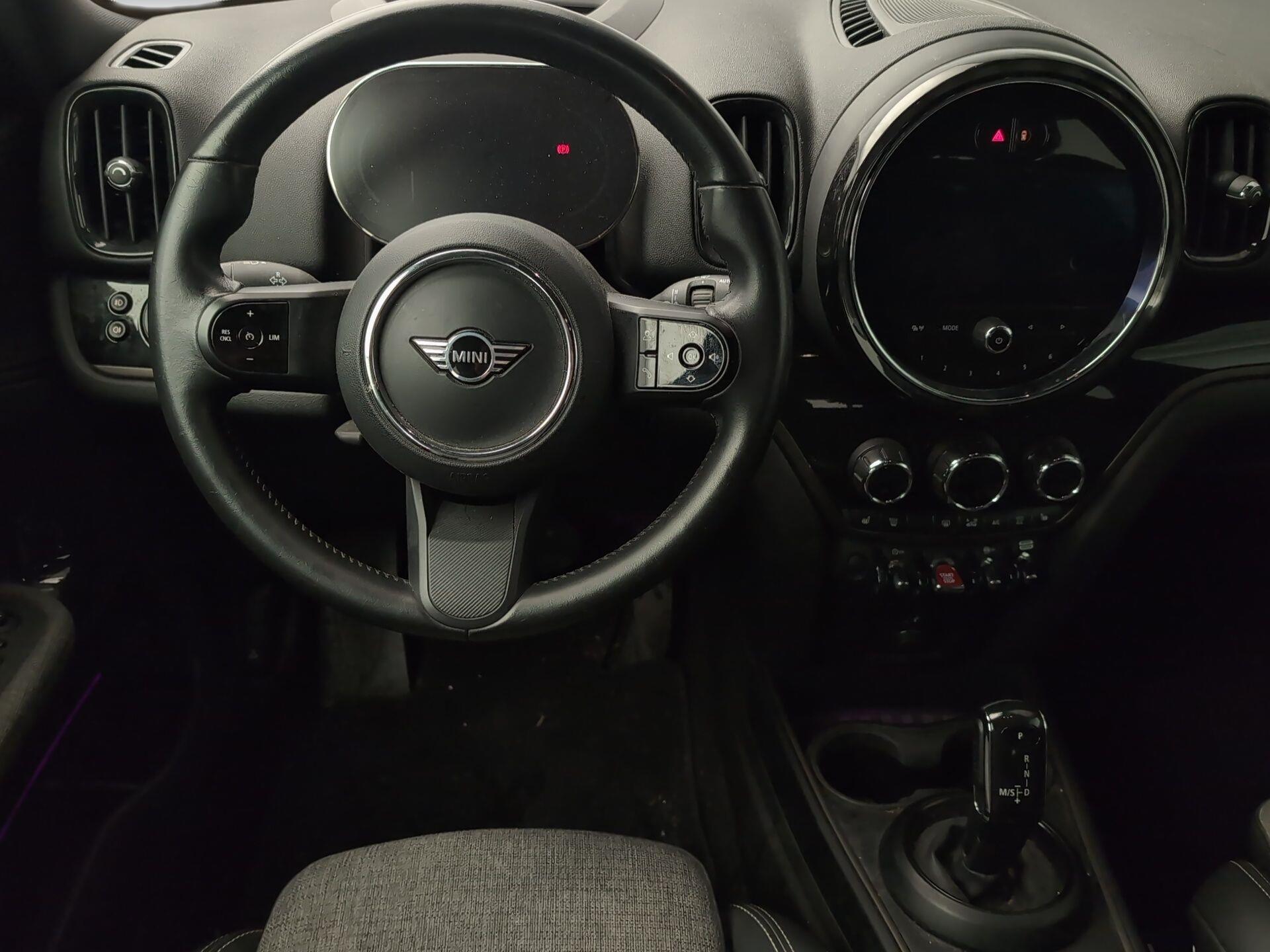 fotoG 10 del MINI MINI Countryman Cooper D 110 kW (150 CV) 150cv Diésel del 2022 en Málaga