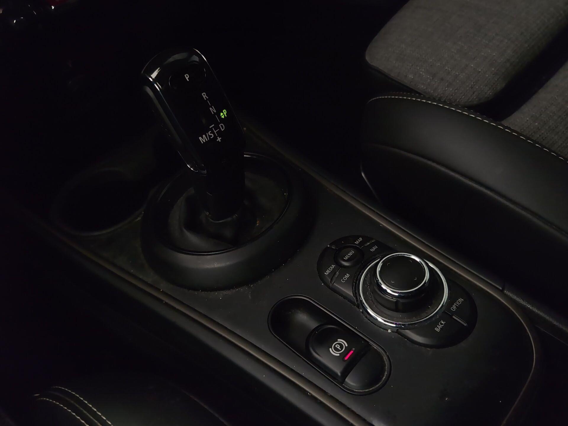 fotoG 13 del MINI MINI Countryman Cooper D 110 kW (150 CV) 150cv Diésel del 2022 en Málaga