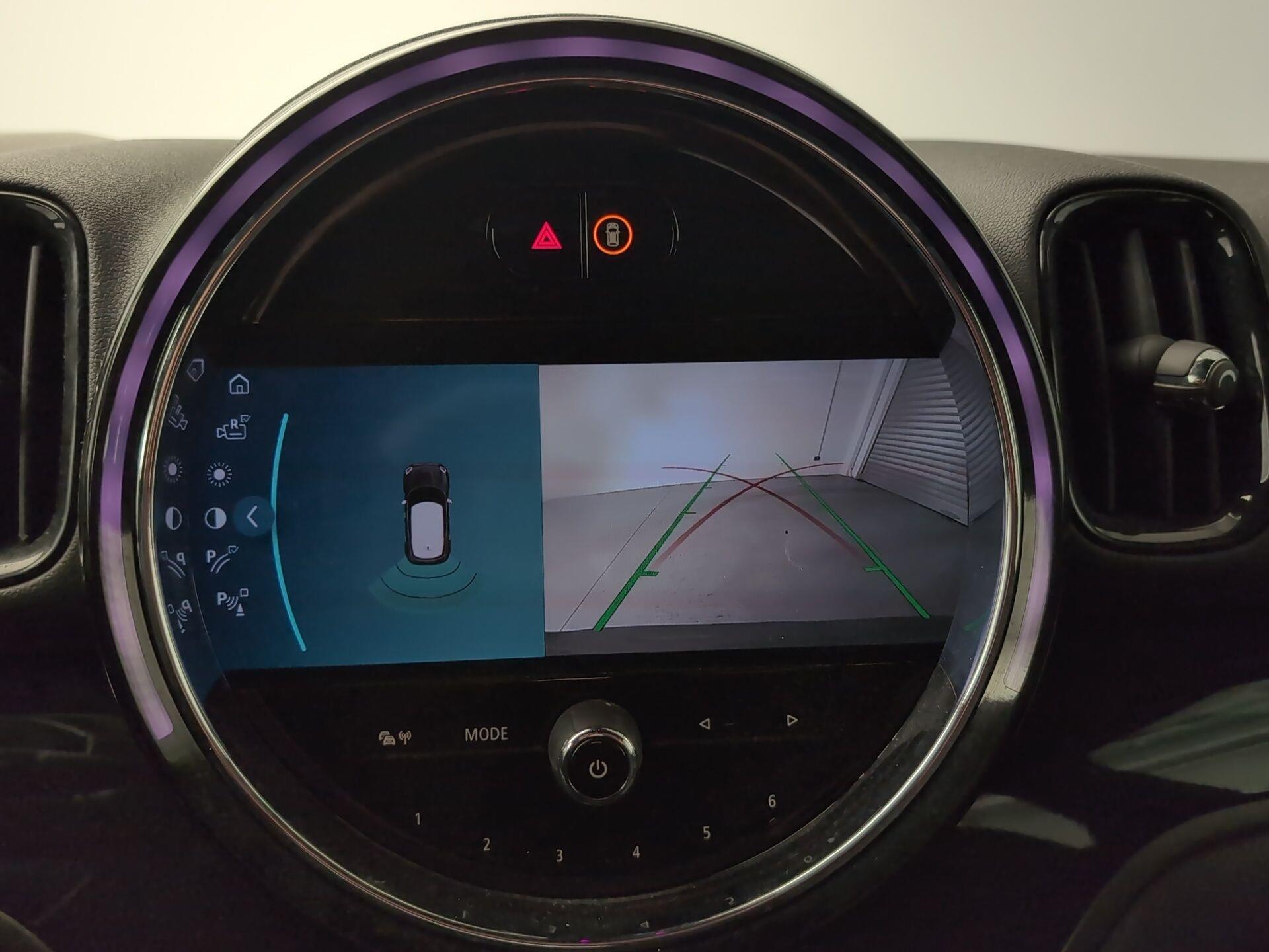 fotoG 15 del MINI MINI Countryman Cooper D 110 kW (150 CV) 150cv Diésel del 2022 en Málaga