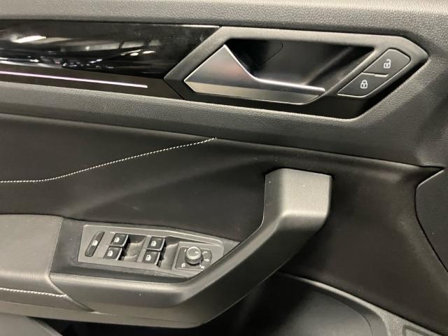 Volkswagen T-Roc R-Line 1.5 TSI 110 kW (150 CV) DSG