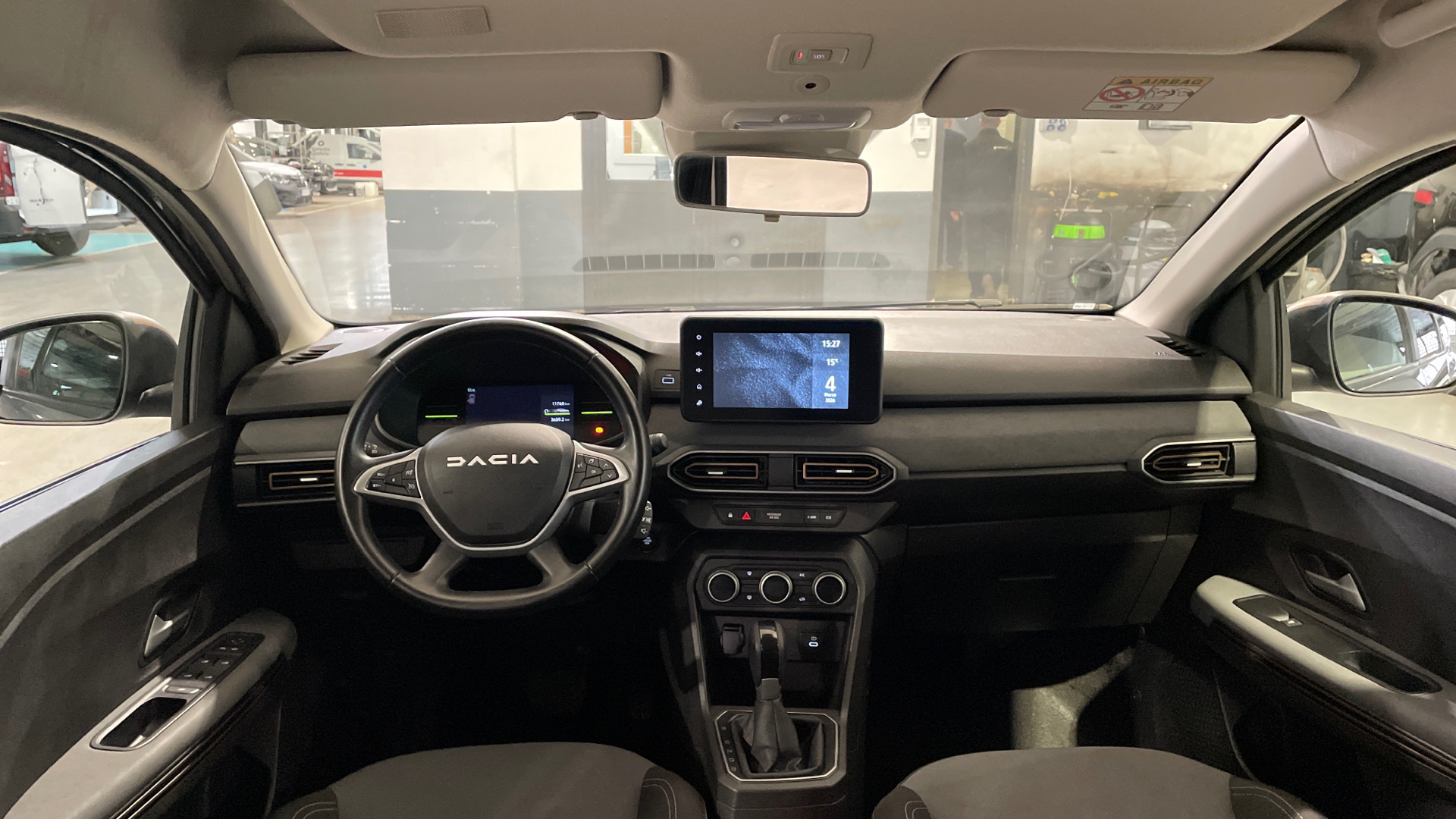 Dacia Jogger Hybrid 140 en Barcelona