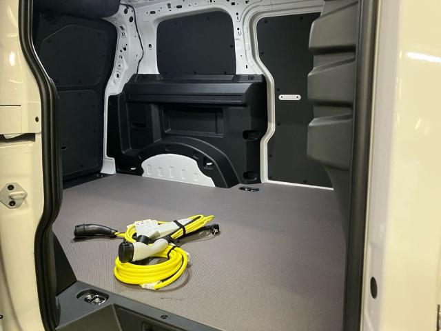 Volkswagen ID. BUZZ Cargo 210 kW (286 CV)