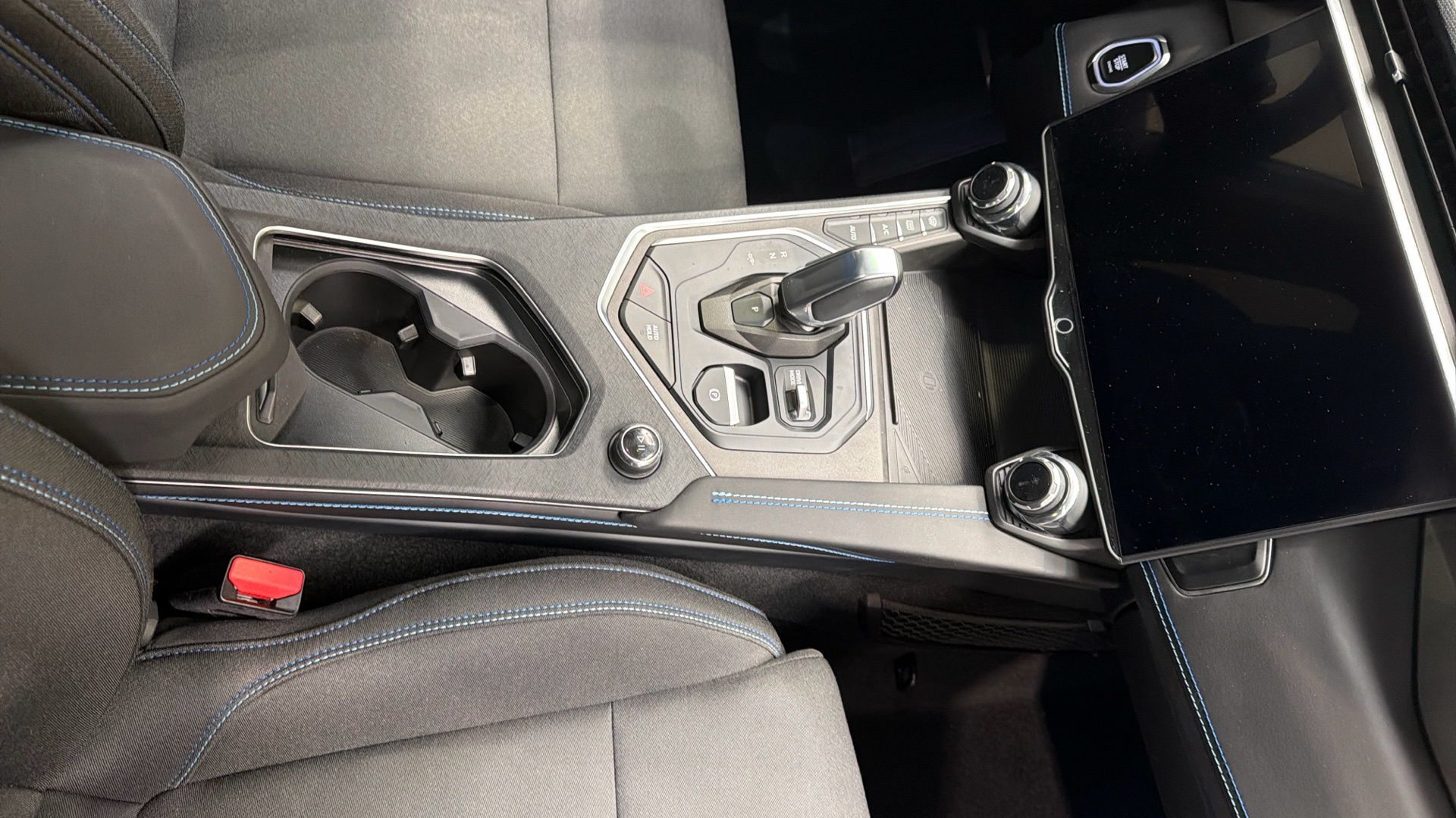 Lynk & Co 01 segunda mano 112982758 - 25