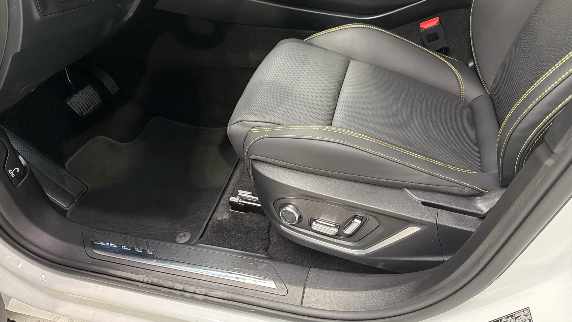 Lynk & Co 01 segunda mano 112982776 - 44