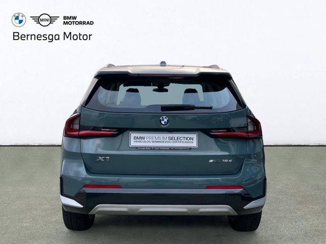 BMW X1 sDrive18d color Verde. Año 2024. 110KW(150CV). Diésel. En concesionario Bernesga Motor León (Bmw y Mini) de León