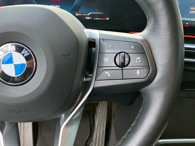 BMW X1 sDrive18d color Verde. Año 2024. 110KW(150CV). Diésel. En concesionario Bernesga Motor León (Bmw y Mini) de León