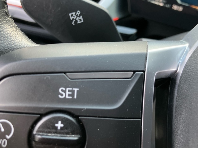 BMW X1 sDrive18d color Verde. Año 2024. 110KW(150CV). Diésel. En concesionario Bernesga Motor León (Bmw y Mini) de León