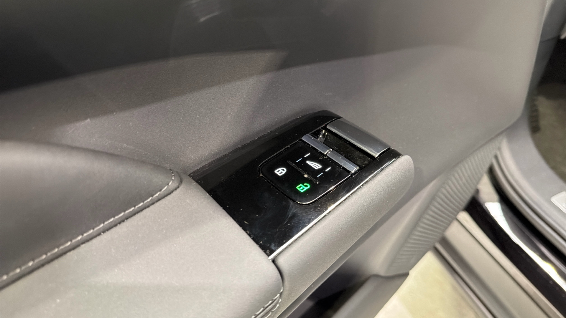 Volvo ES90 Km0 113959922 - 23