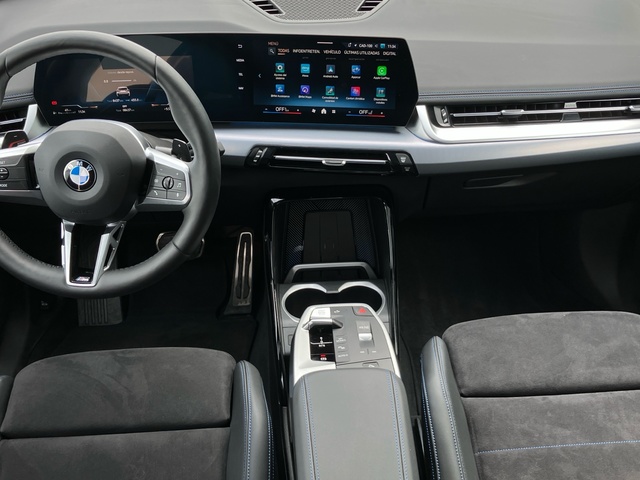 BMW X1 xDrive20d color Blanco. Año 2025. 120KW(163CV). Diésel. En concesionario Bernesga Motor León (Bmw y Mini) de León