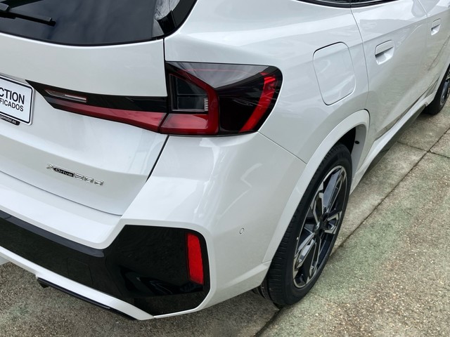 BMW X1 xDrive20d color Blanco. Año 2025. 120KW(163CV). Diésel. En concesionario Bernesga Motor León (Bmw y Mini) de León