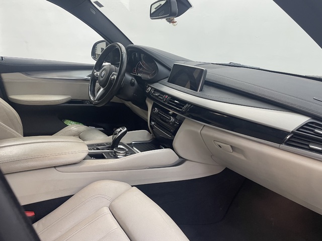 BMW X6 xDrive40d color Negro. Año 2019. 230KW(313CV). Diésel. En concesionario Cabrero Motorsport de Huesca