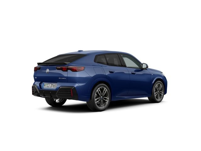 BMW X2 sDrive20d color Azul. Año 2025. 120KW(163CV). Diésel. En concesionario Automotor Costa, S.L.U. de Almería