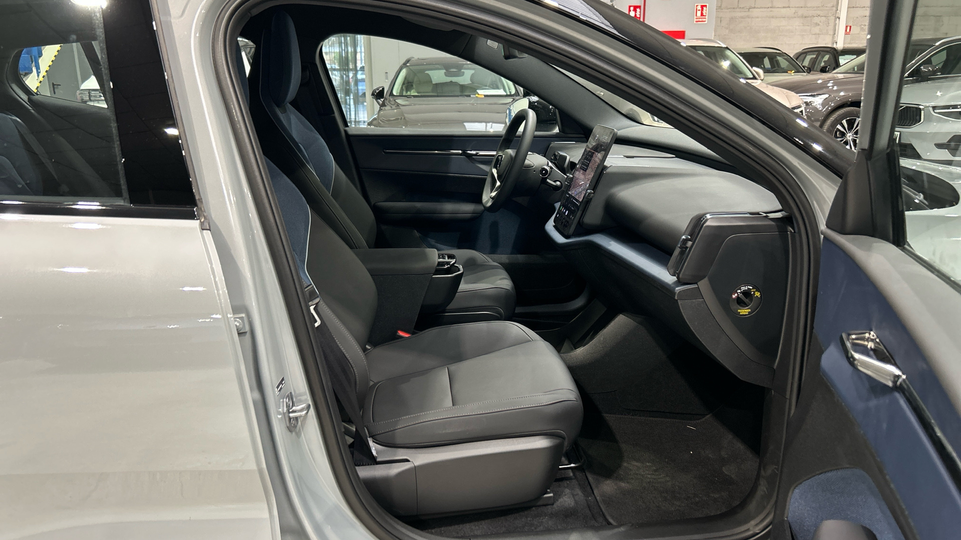 Volvo EX30 segunda mano 115456380 - 8