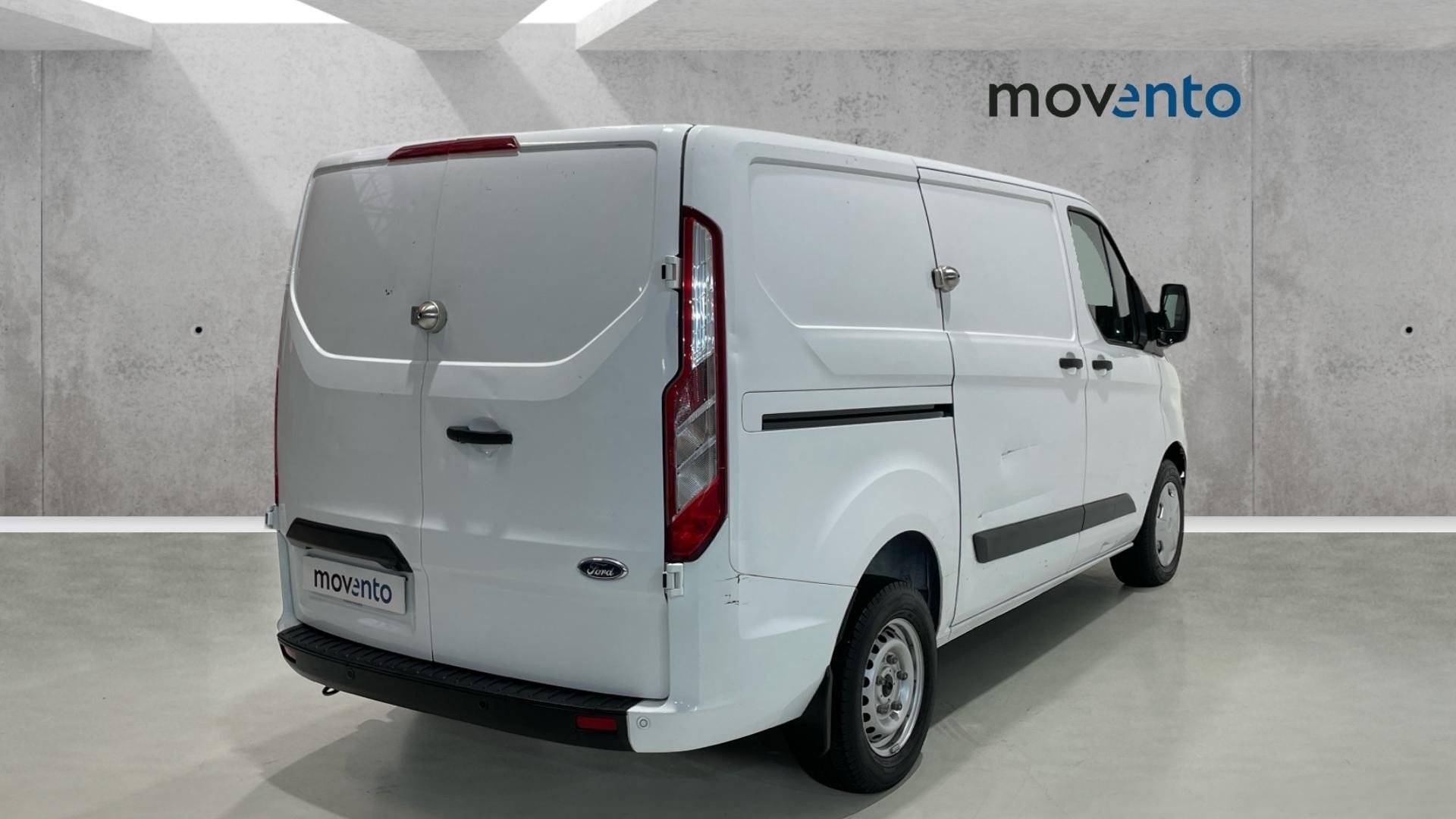 Ford Transit Custom Furgon 2.0 TDCI MHEV en Barcelona
