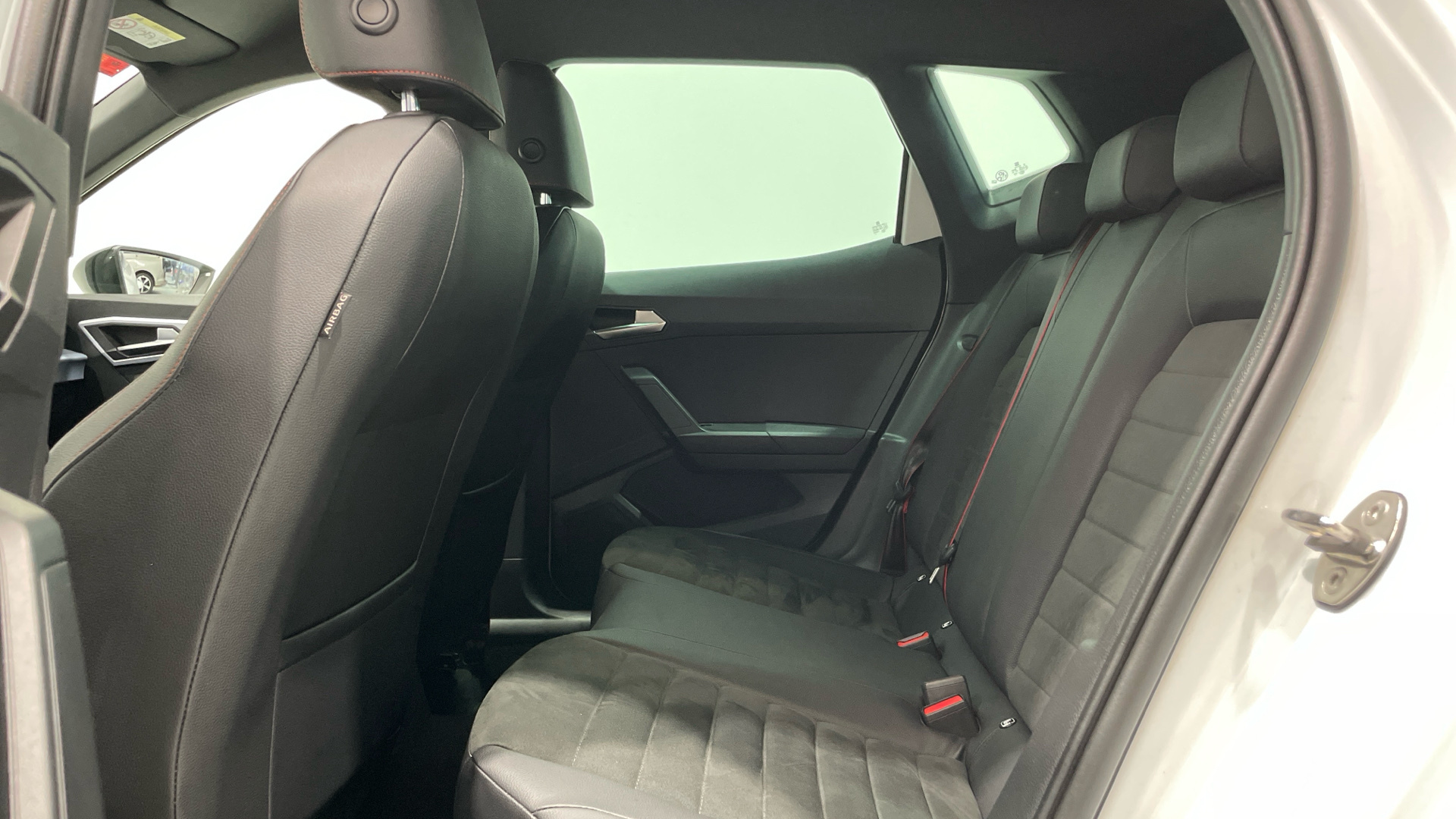 SEAT Arona 1.0 TSI en Barcelona