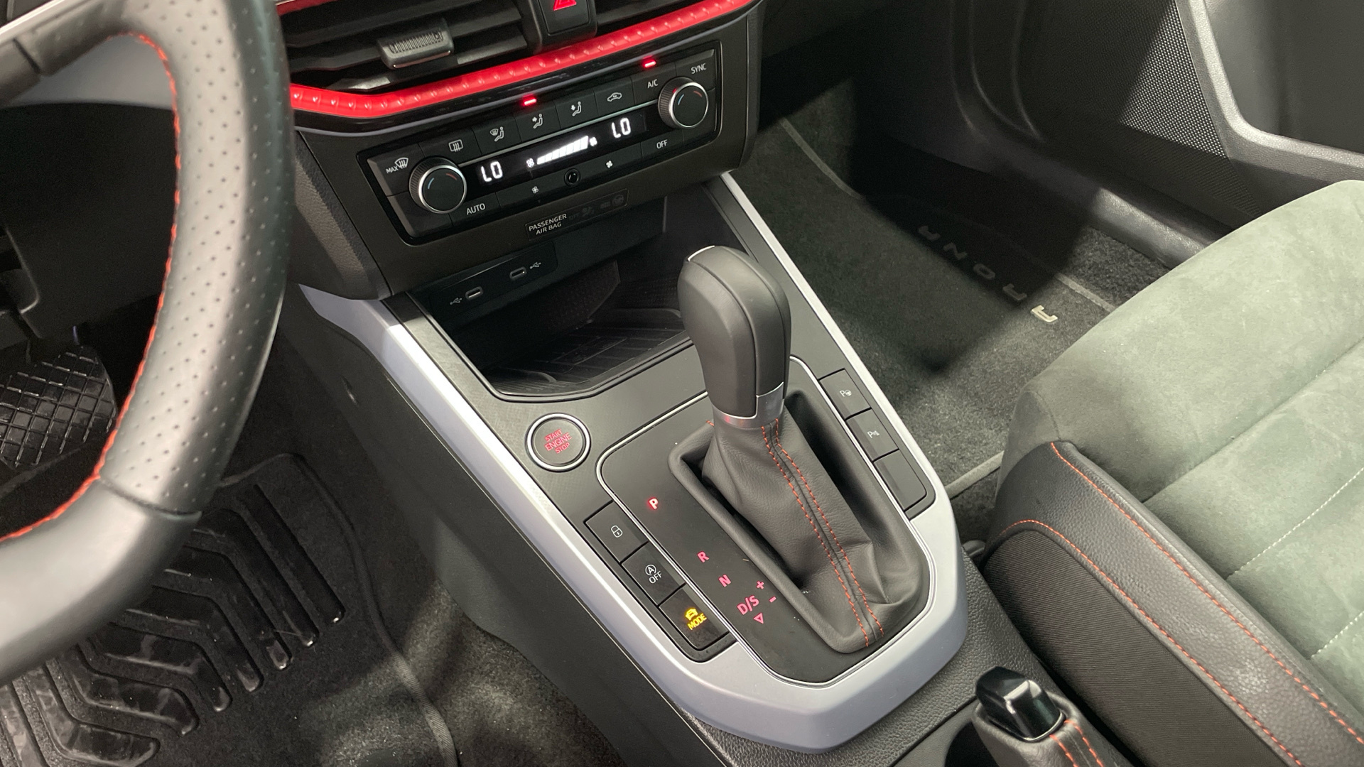 SEAT Arona 1.0 TSI en Barcelona