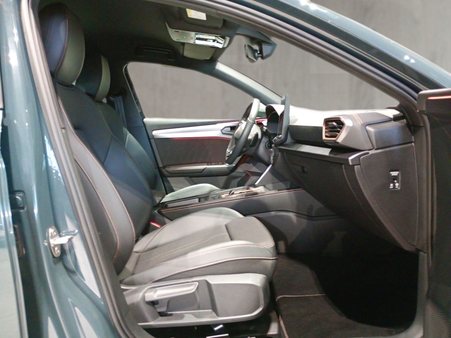 CUPRA León 1.5 TSI e-Hybrid en Madrid