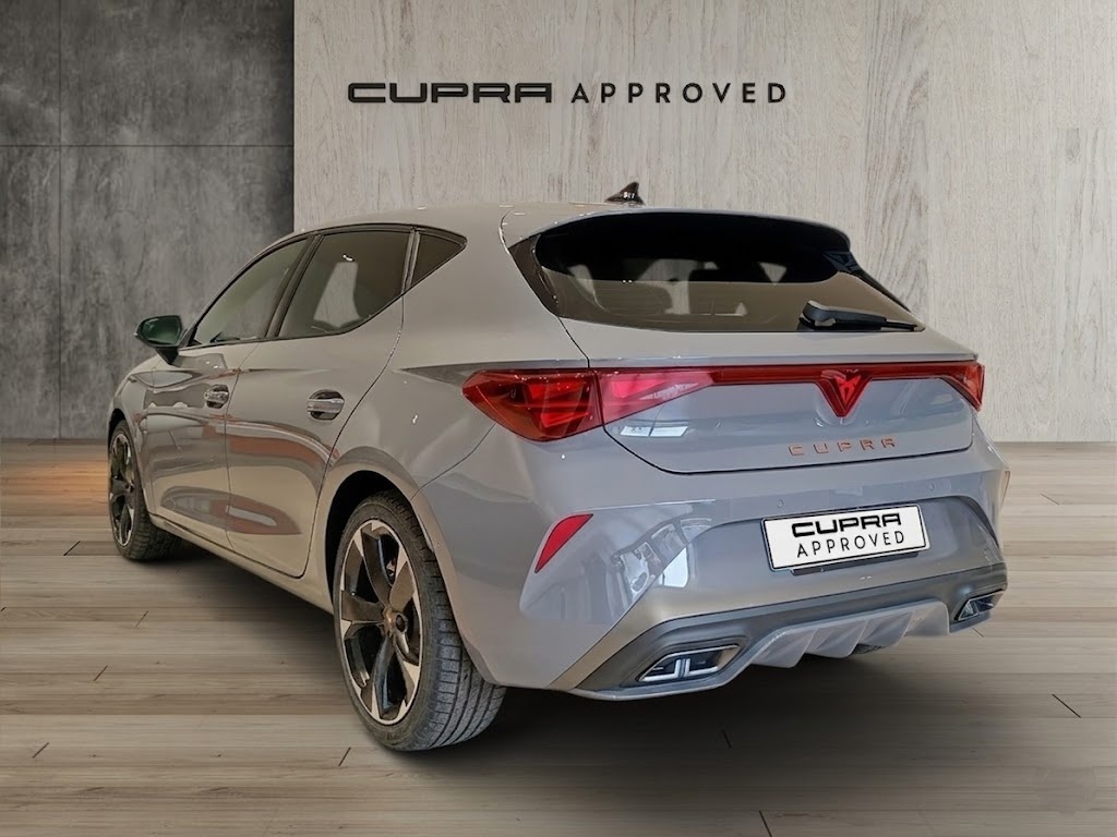 CUPRA León 1.5 TSI e-Hybrid en Madrid