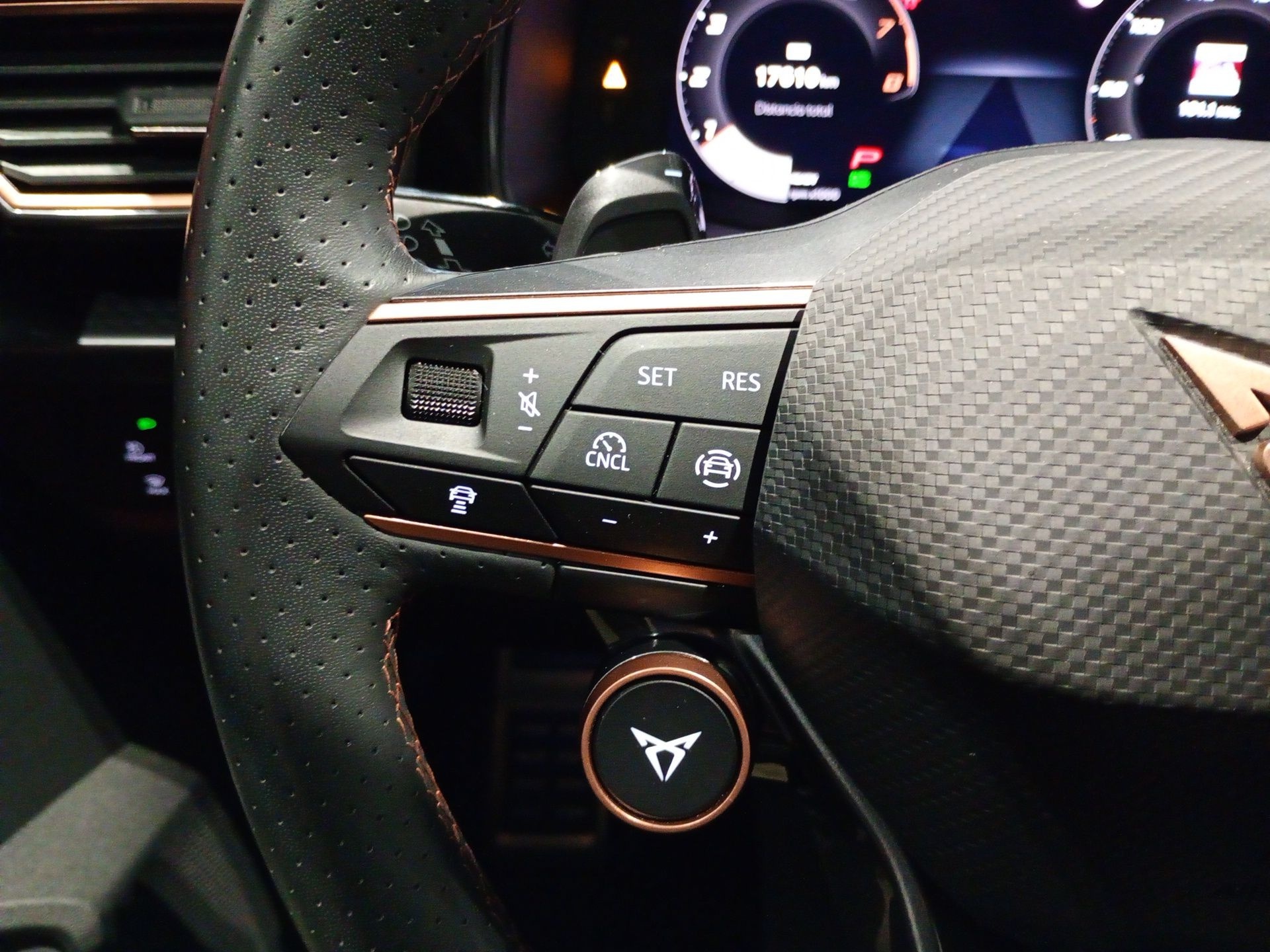 CUPRA León 1.5 TSI e-Hybrid en Madrid