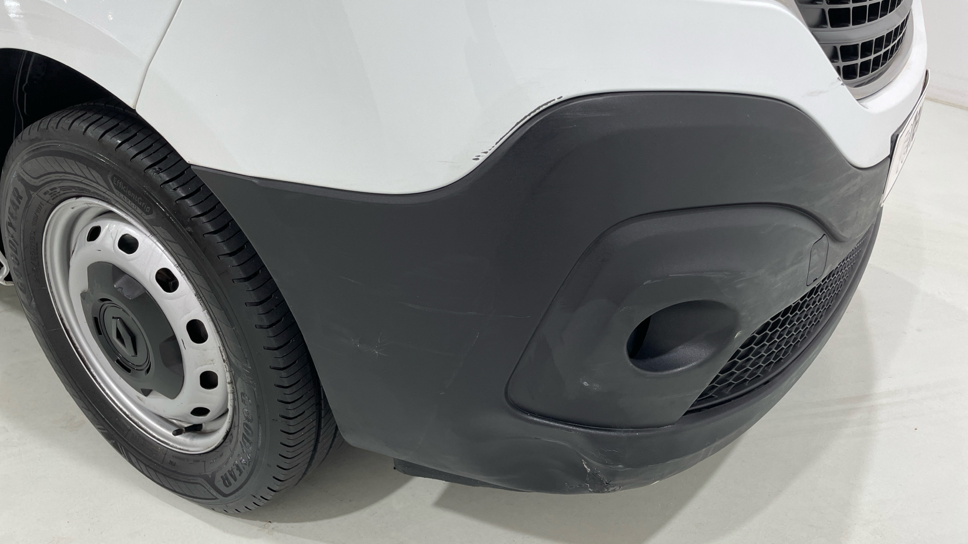 Renault Trafic Furgon dCi 145 en Barcelona