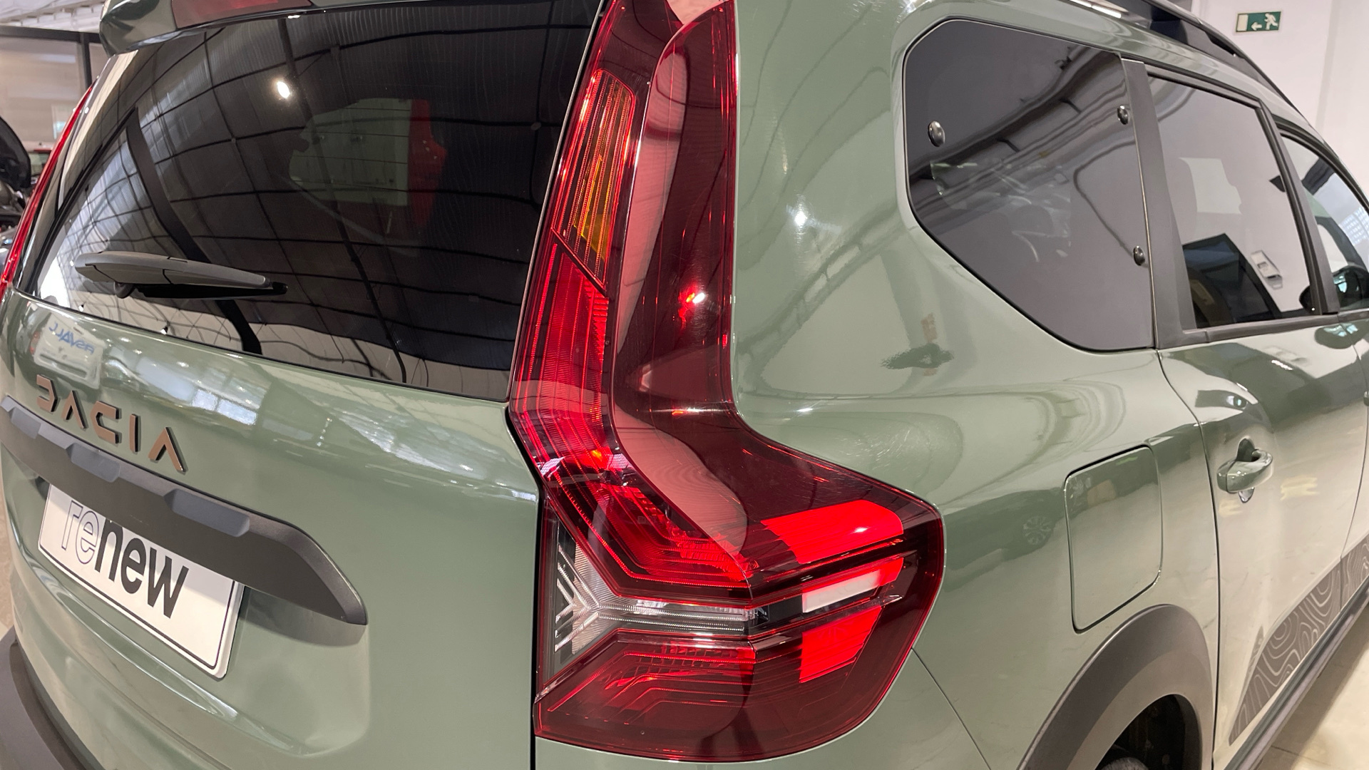 Dacia Jogger Hybrid 140 en Barcelona