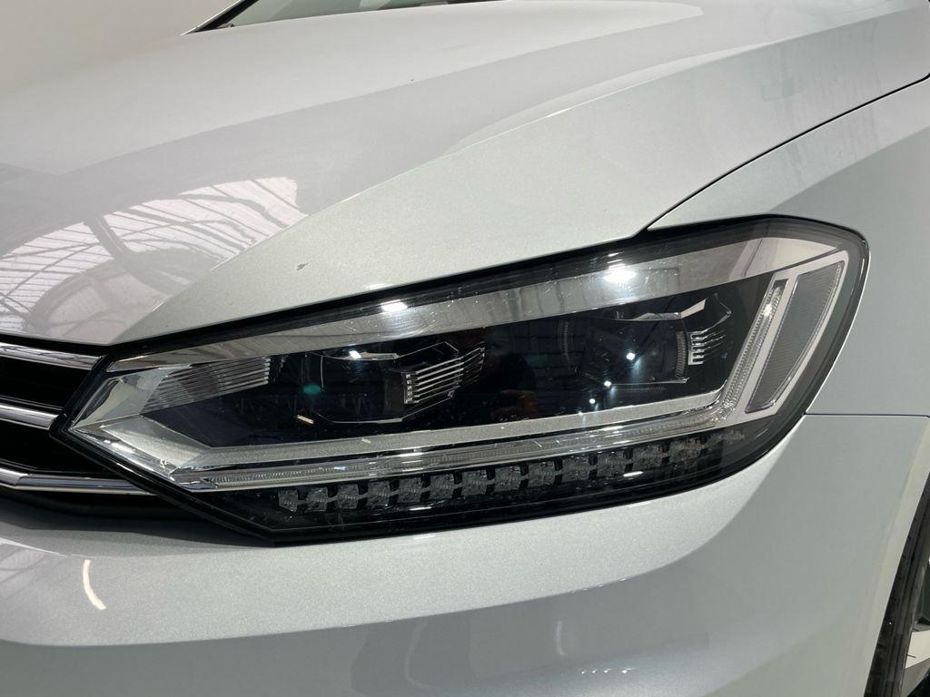 Volkswagen Touran 1.5 TSI en Barcelona