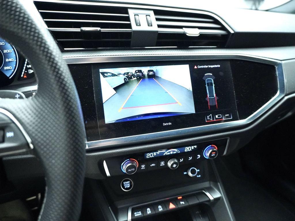Audi Q3 — foto 15