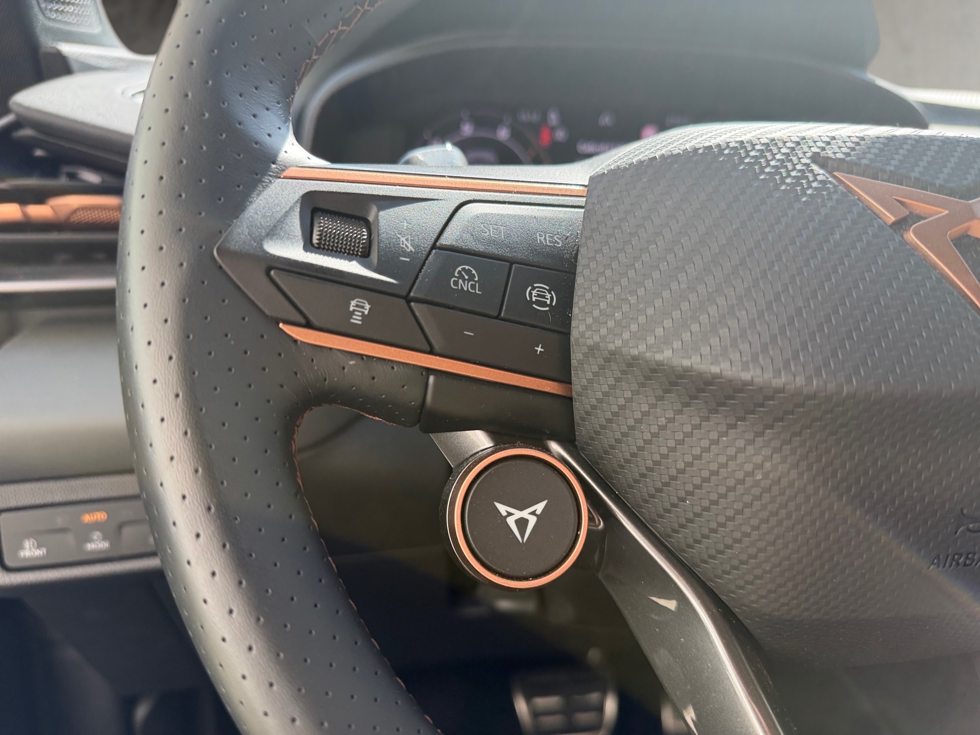 CUPRA Terramar 1.5 TSI e-Hybrid en Madrid