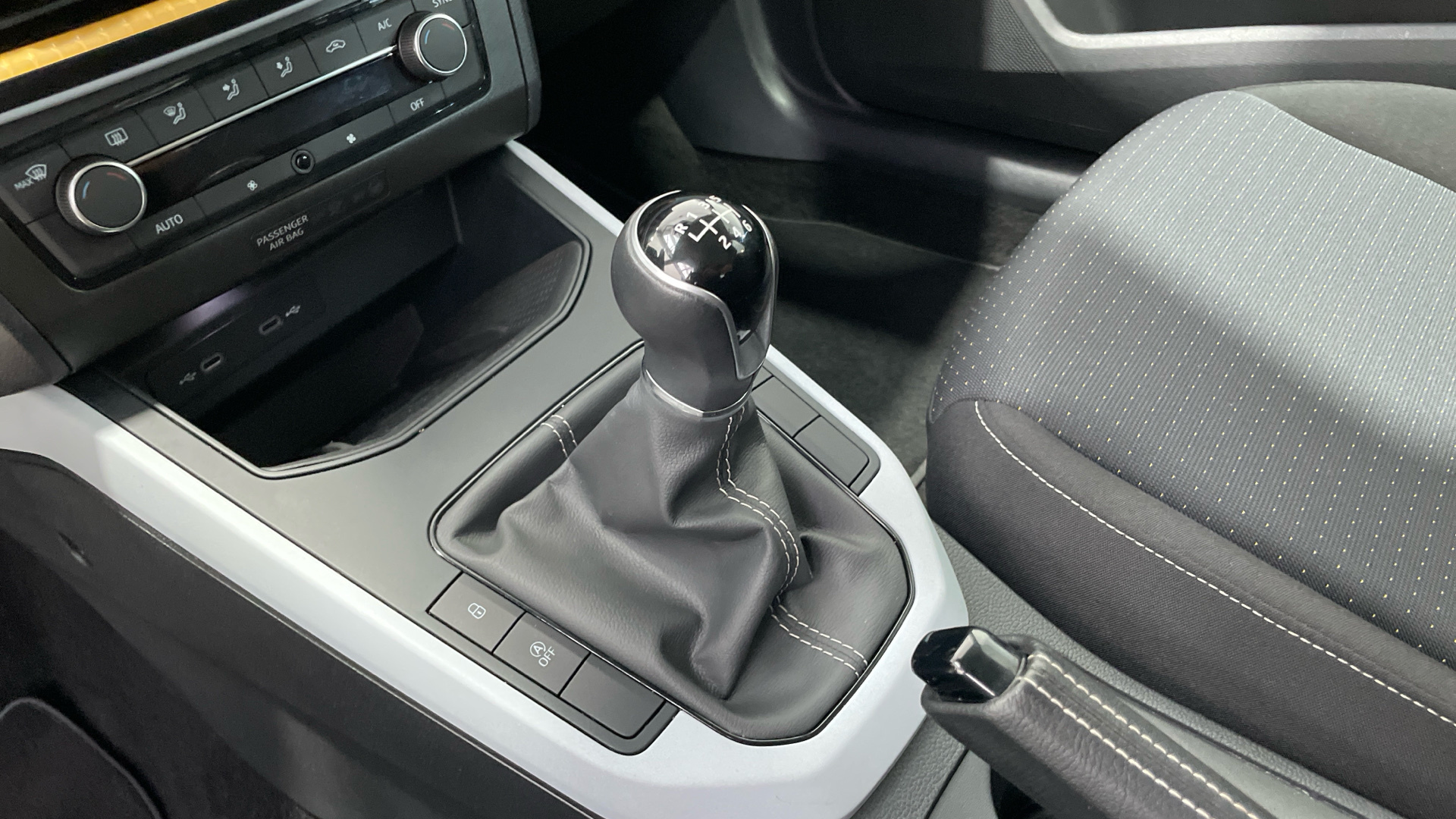 SEAT Arona 1.0 TSI en Barcelona