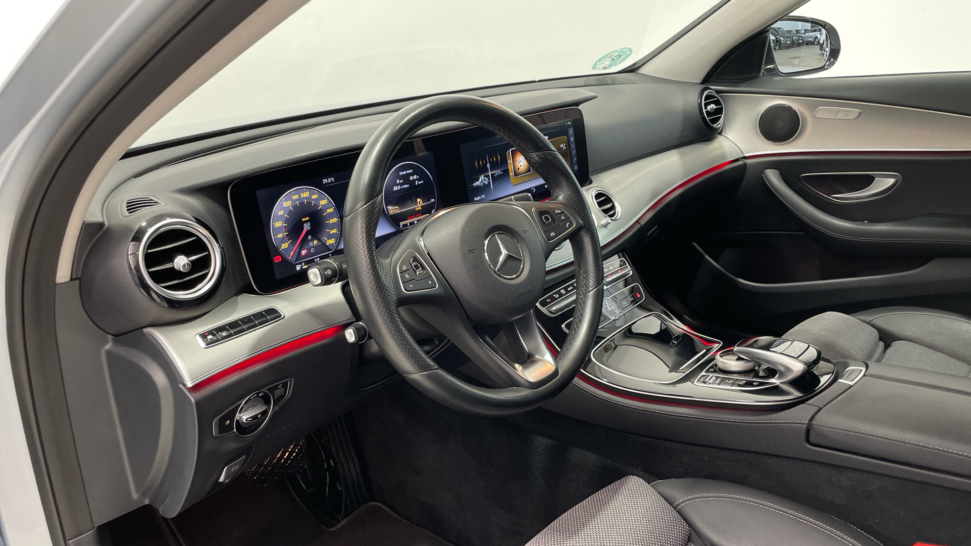 Mercedes-Benz Clase E E 220 d en Barcelona