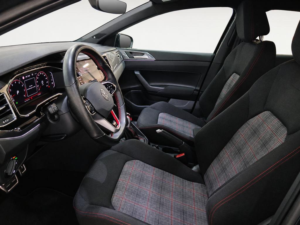 Volkswagen Polo — foto 9