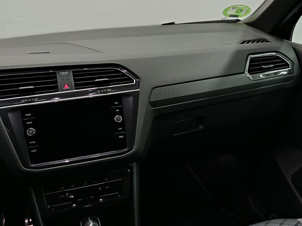 Volkswagen Tiguan — foto 9