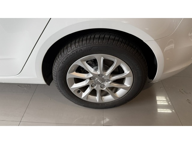 Audi A3 Sportback Attraction 1.6 TDI clean diesel 81 kW (110 CV) S tronic