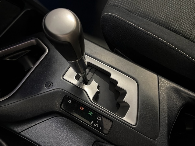 Toyota Rav4 2.5l hybrid Advance 2WD 145 kW (197 CV)