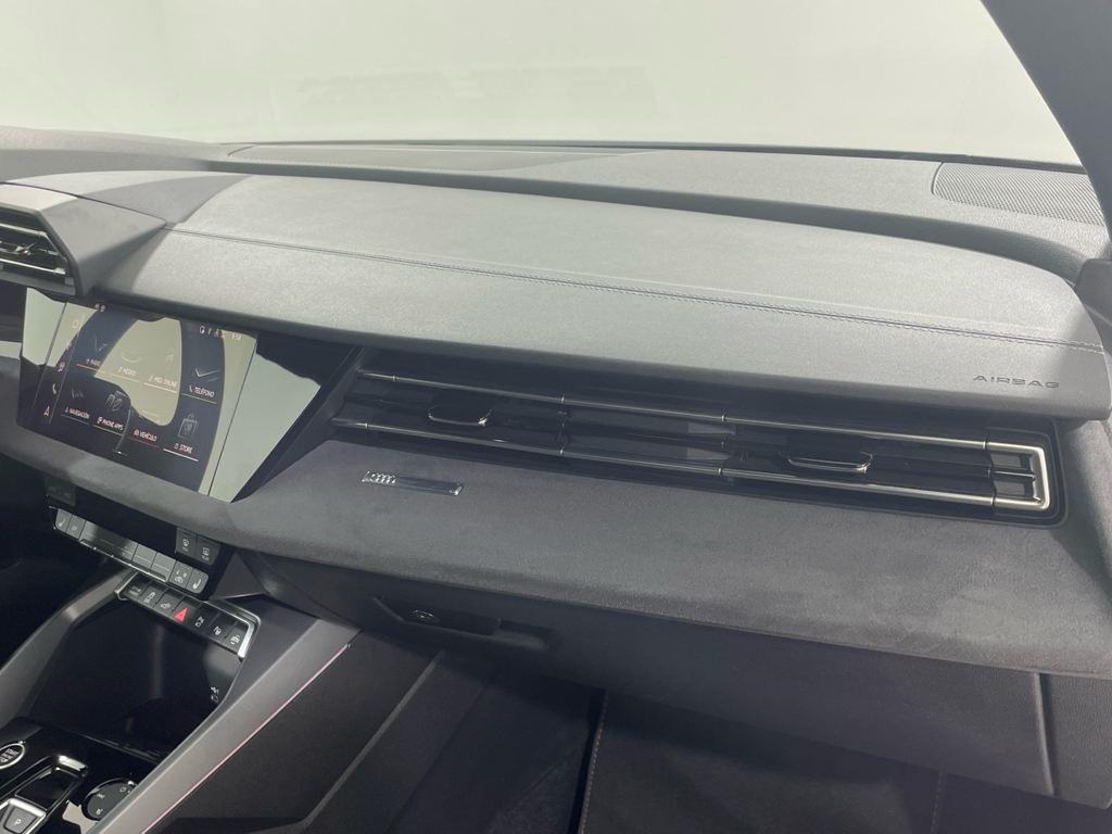Audi A3 Sportback 45 TFSI e en Barcelona