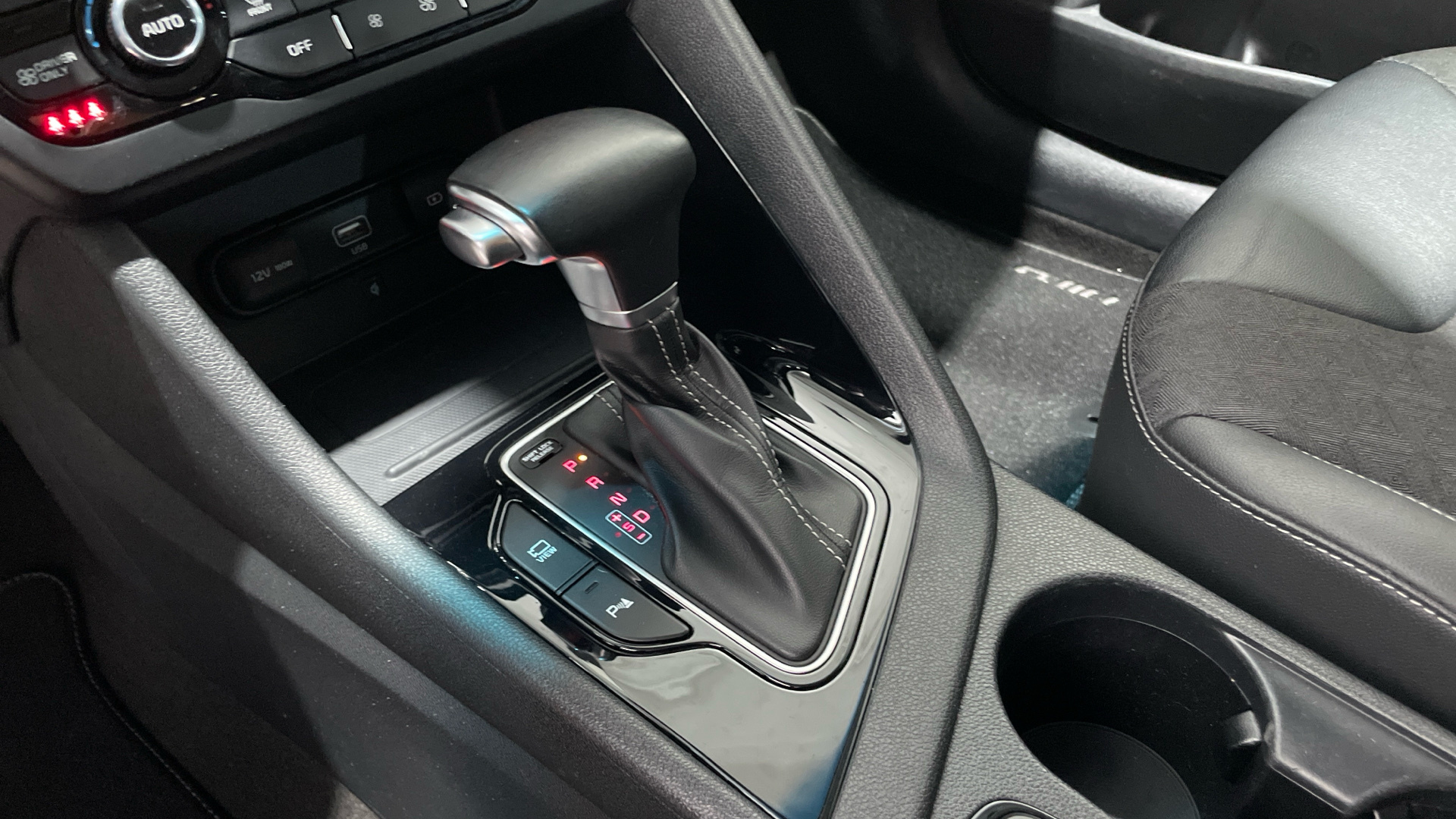 Kia Niro 1.6 GDi HEV Híbrido en Barcelona