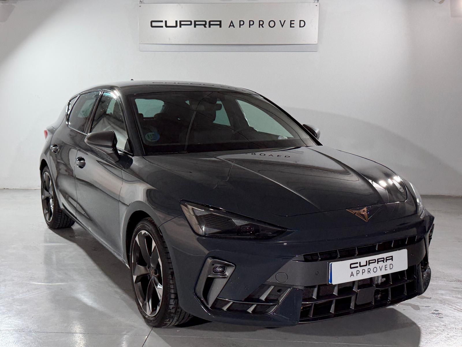 CUPRA León — foto 1