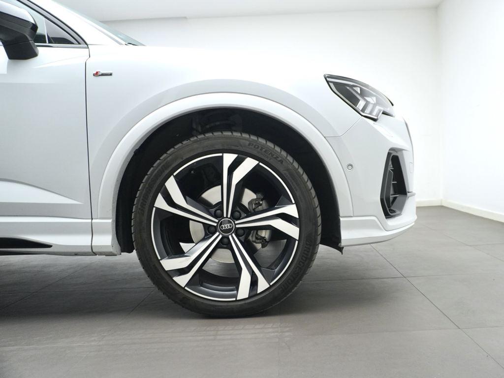 Audi Q3 Sportback — foto 13