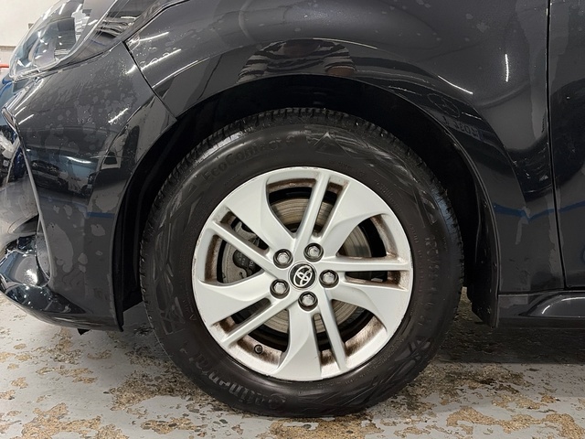 Toyota Yaris 120H Business Plus 85 kW (116 CV)