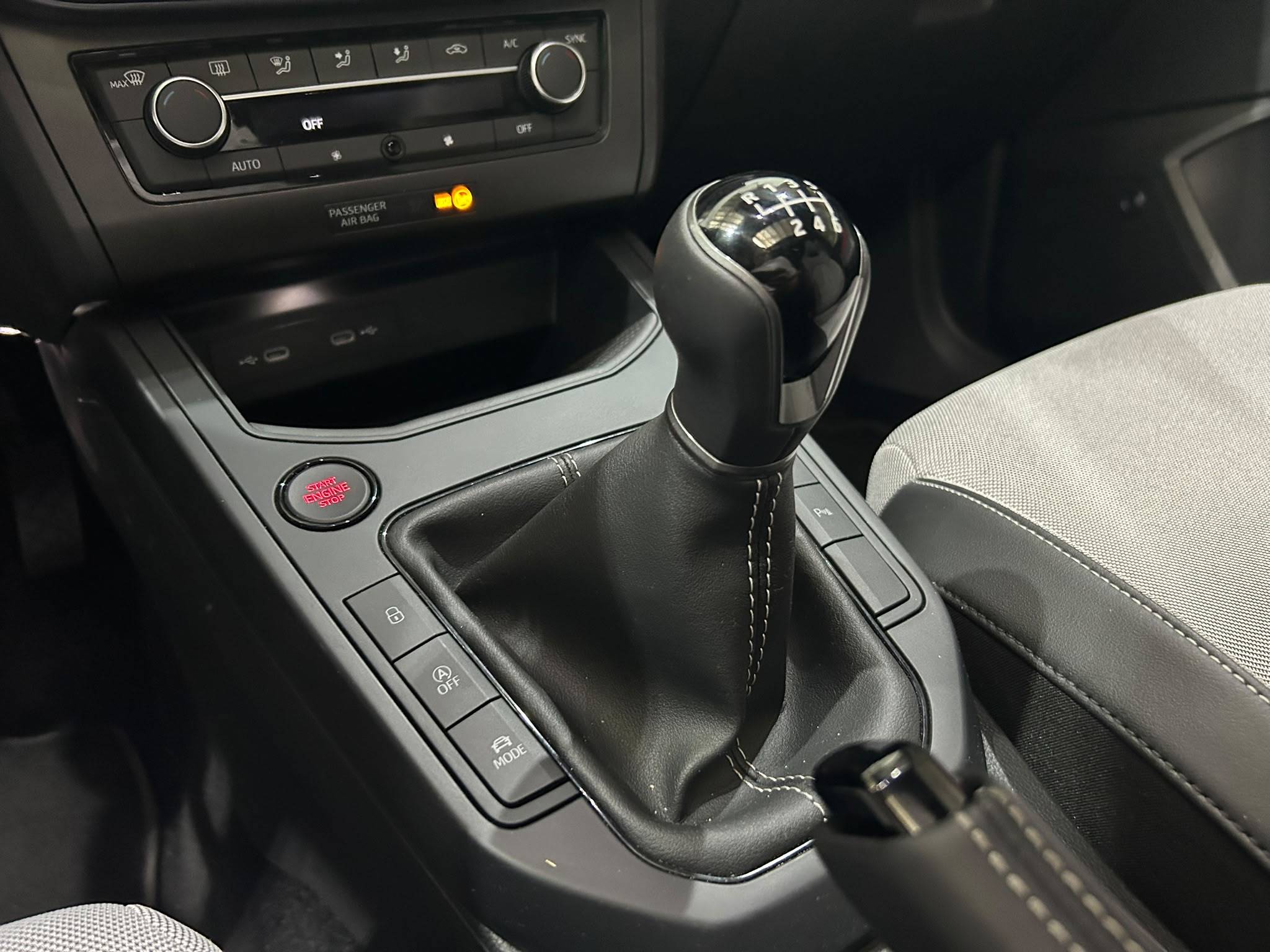 SEAT Ibiza — foto 11