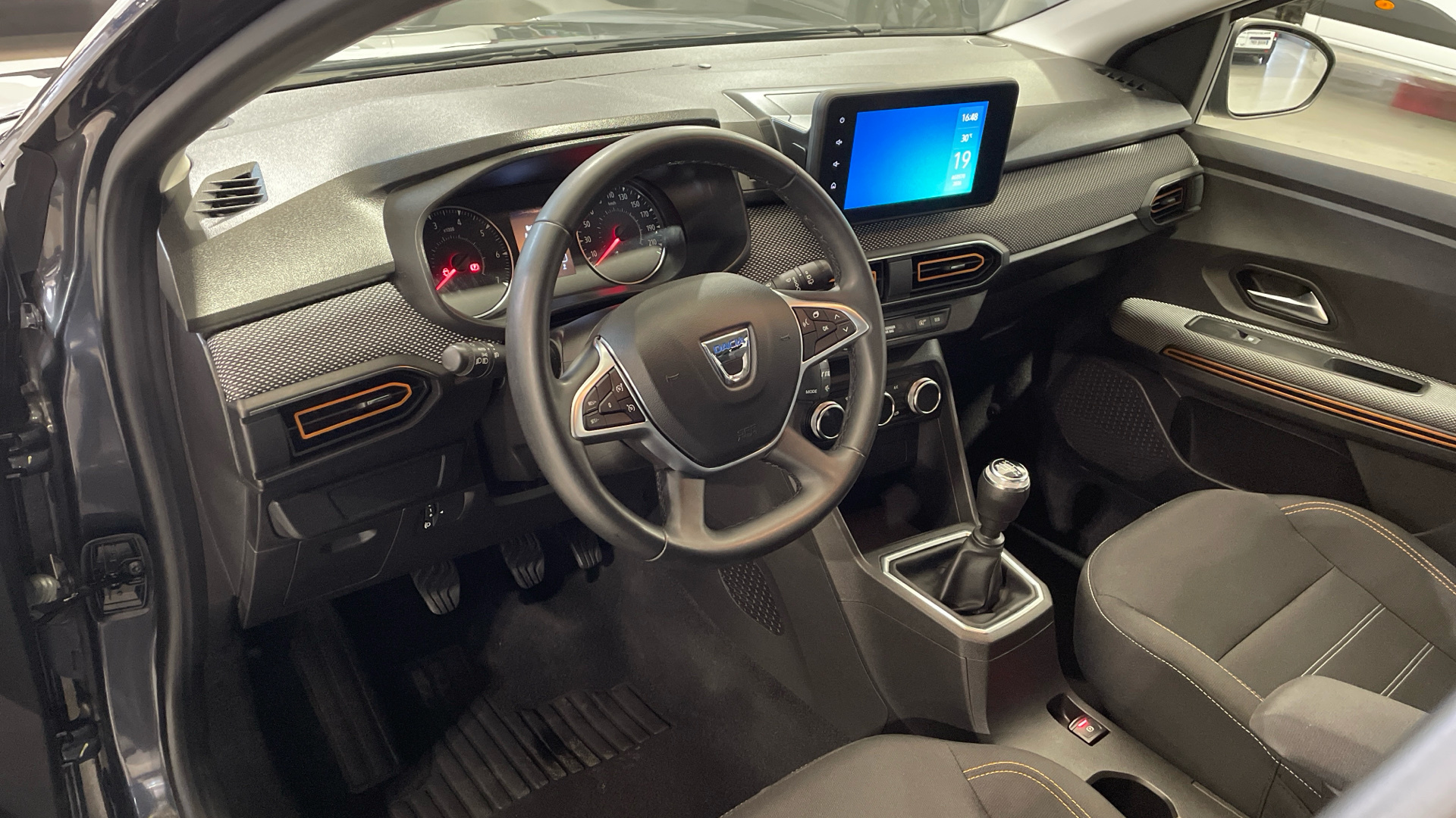 Dacia Sandero TCe 90 en Barcelona