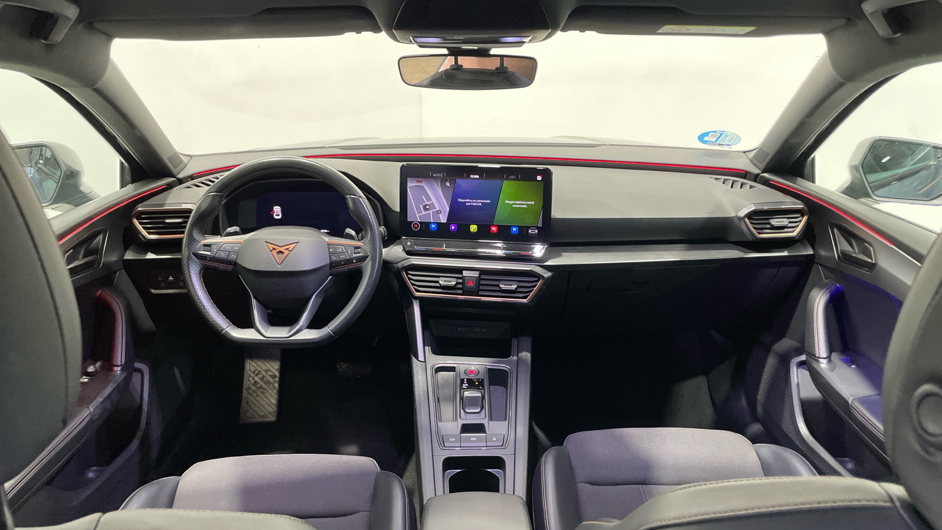 CUPRA León 1.5 eTSI en Barcelona