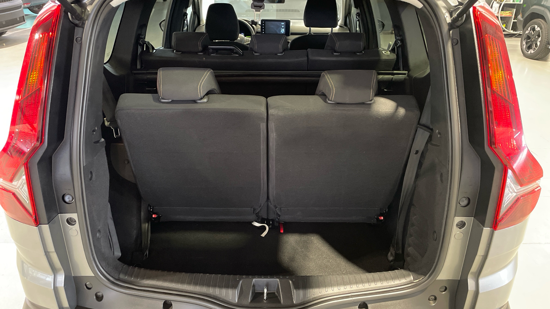Dacia Jogger Hybrid 140 en Barcelona