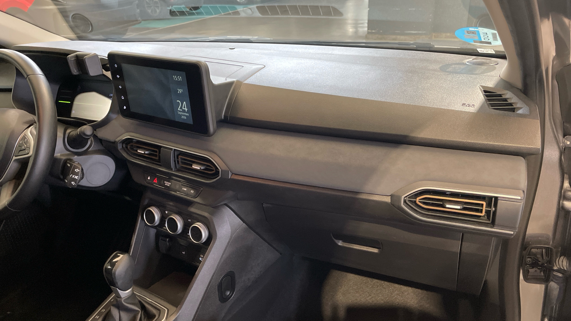Dacia Jogger Hybrid 140 en Barcelona