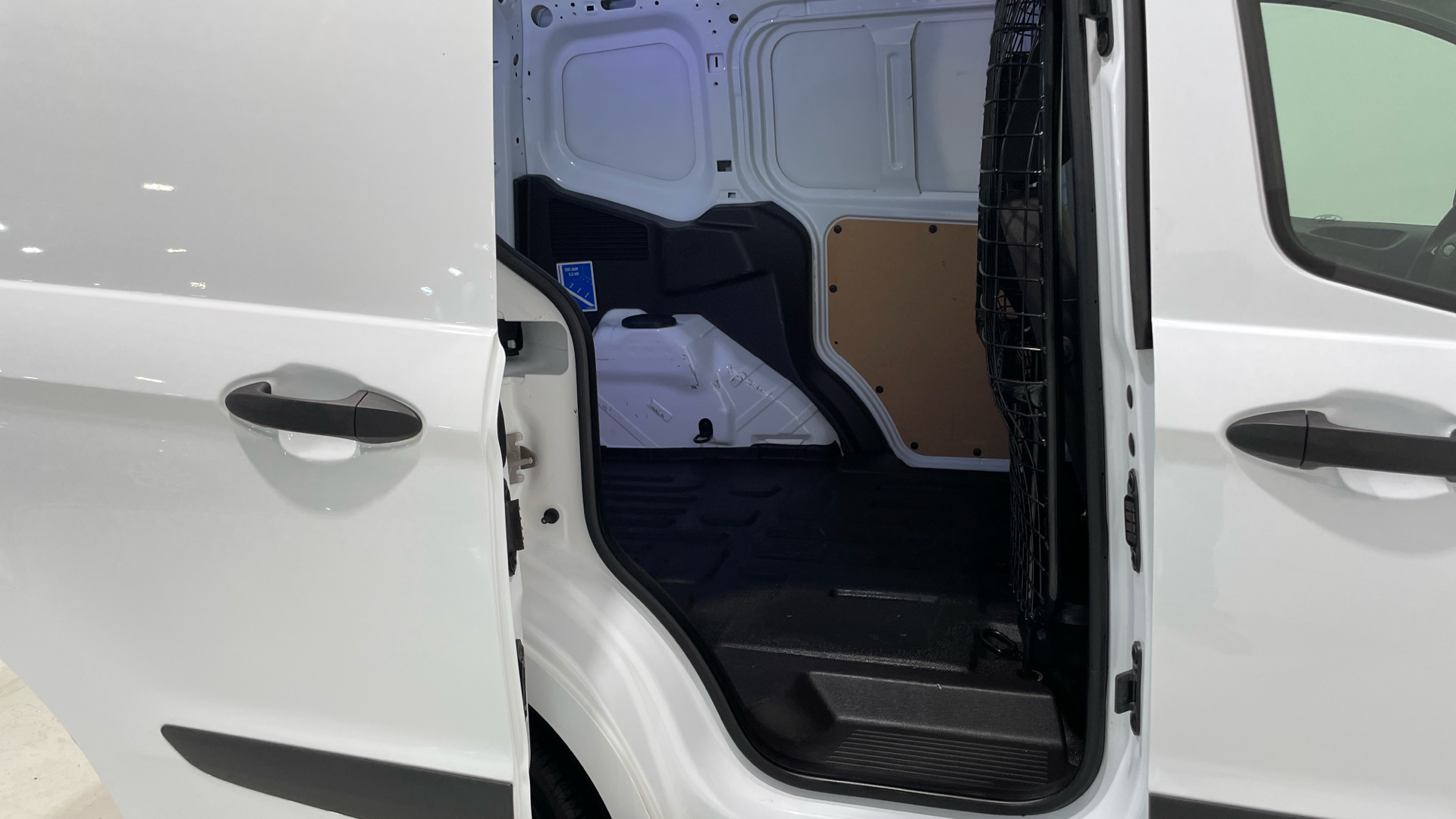 Ford Transit Courier Furgon 1.5 TDCI en Barcelona
