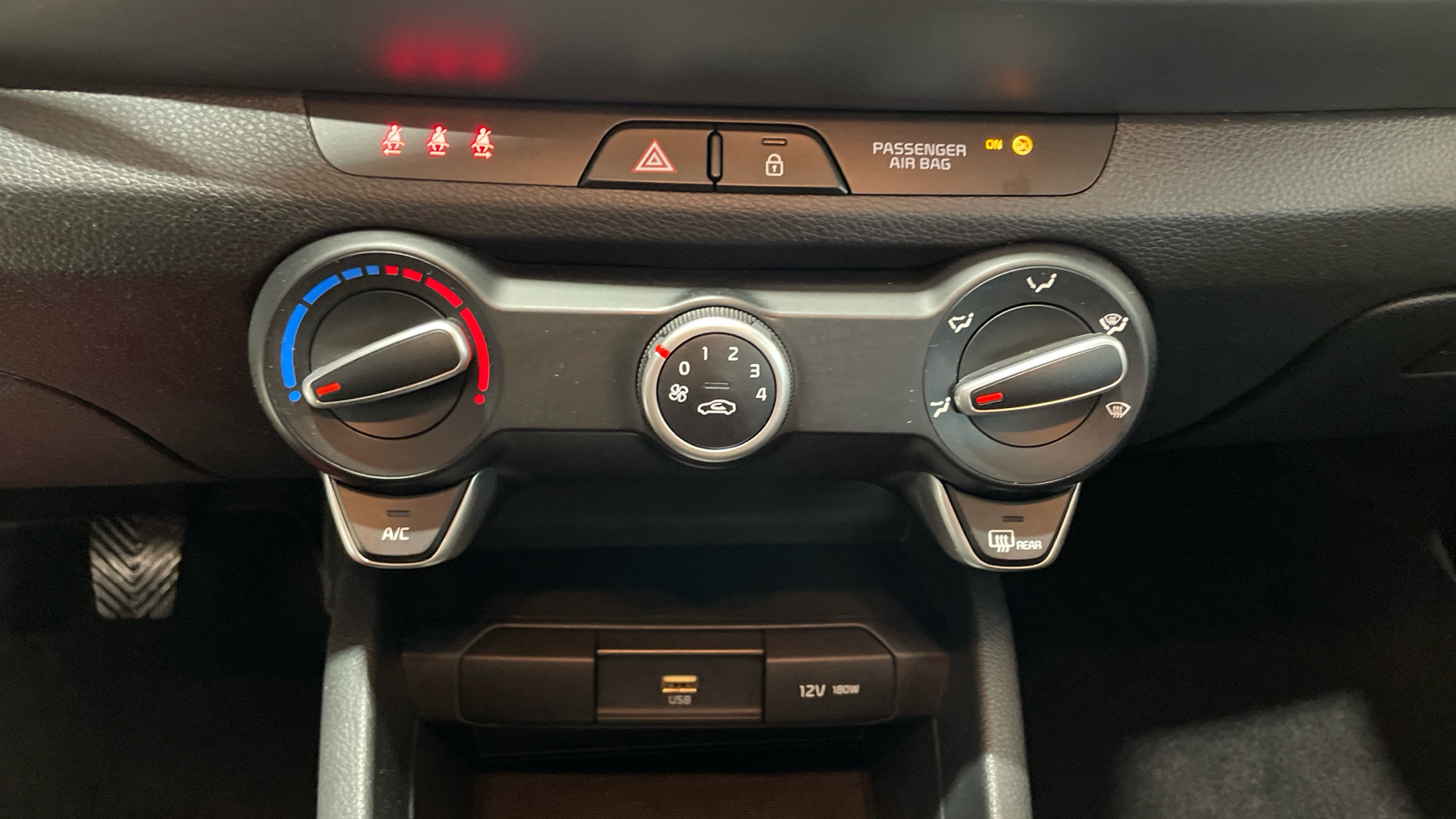 Kia Stonic 1.0 T-GDi MHEV en Barcelona