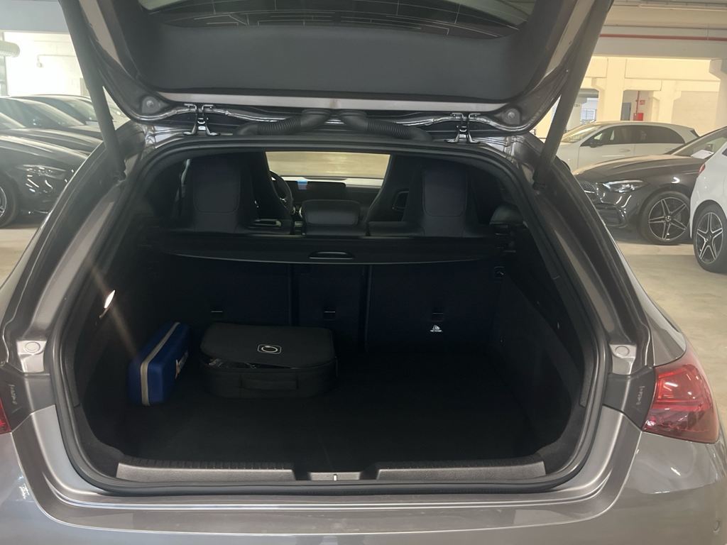 Mercedes-Benz CLA Shooting Brake 250 e en Barcelona