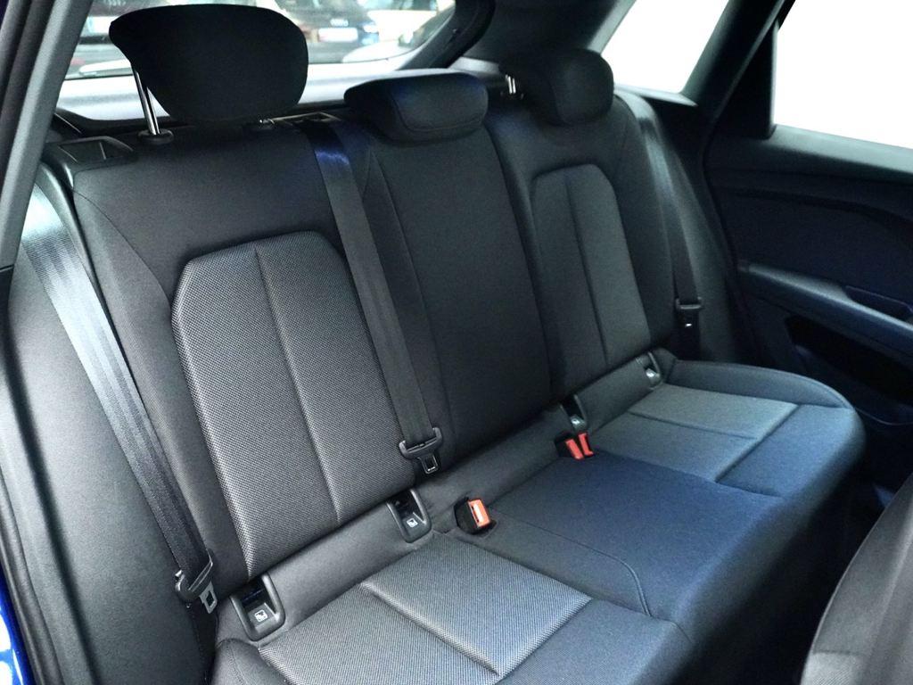 Audi Q4 e-tron — foto 8